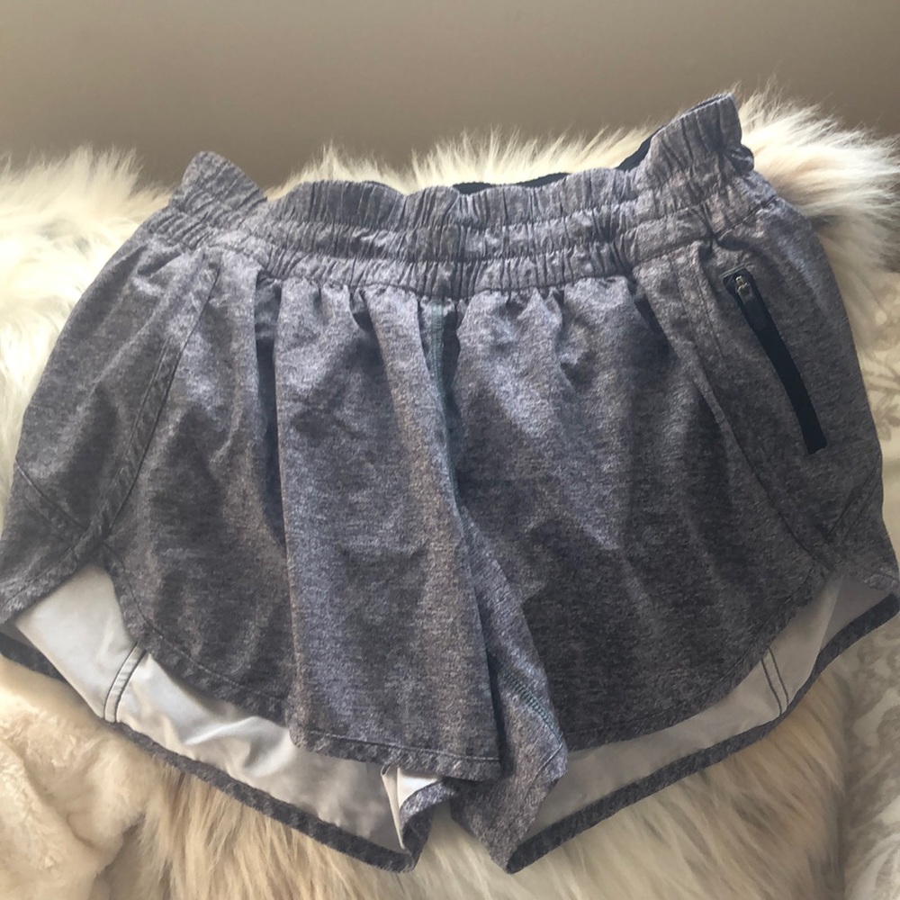 Lululemon speed shorts 2.5 inch, size 10, brand new condition.